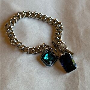 Chic Silver Bracelet with Blue and Green Accents